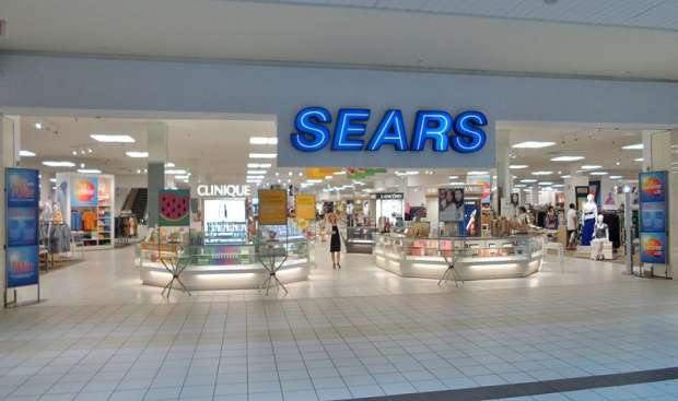 Key Sears Canada staff still receiving cash bonuses