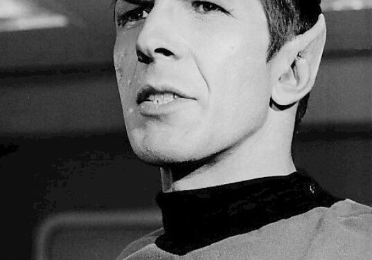 Spock actor Leonard Nimoy dies at 83