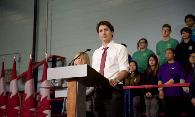 Trudeau 100 days in, pledges 35,000 jobs to students