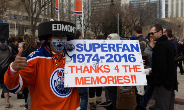 Oilers bid farewell as Rexall Place faces wrecking ball