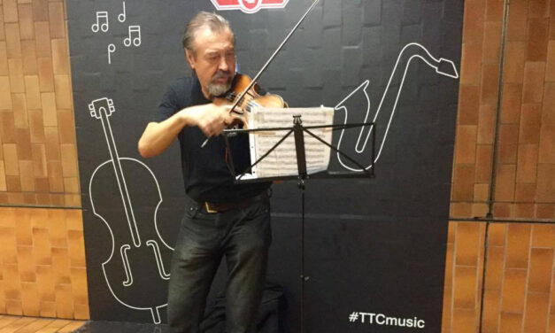 Musical stages promote buskers and safety at TTC stations