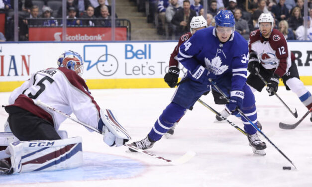 Bernier stuns Leafs to keep Avalanche win streak alive