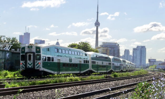 GO Transit to let kids ride for free