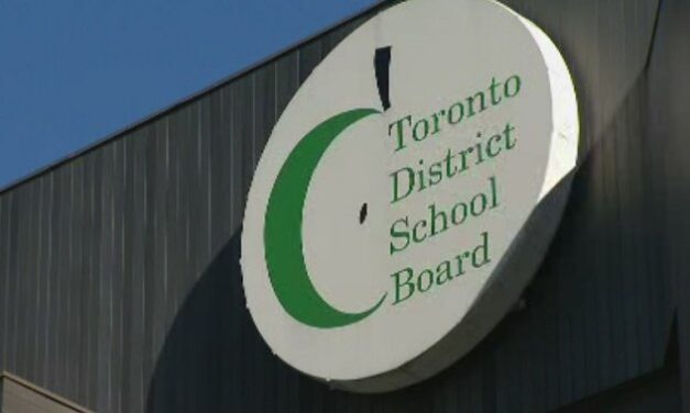 TDSB delays deadline for high school students to switch between in-class and online classes