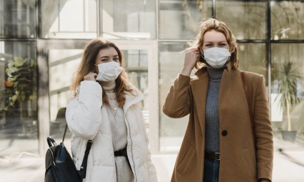 Doctors concerned as Ontario drops mask mandates