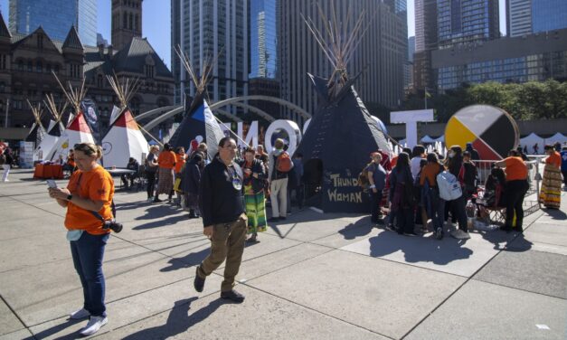 Hundreds gather for National Day of Truth and Reconciliation