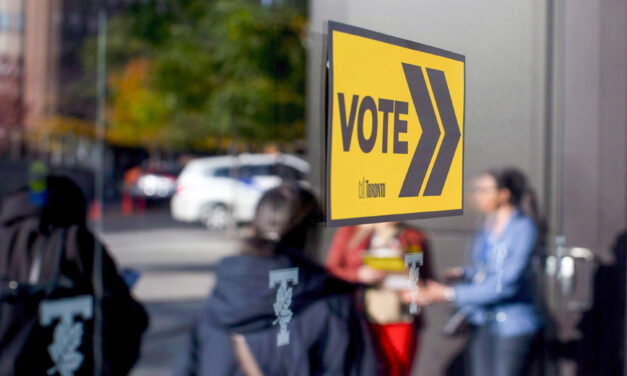 OPINION: Permanent residents pay taxes in Toronto, should be able to vote