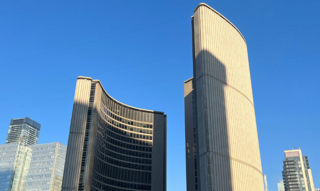 Who are candidates to replace John Tory at Toronto City Hall?