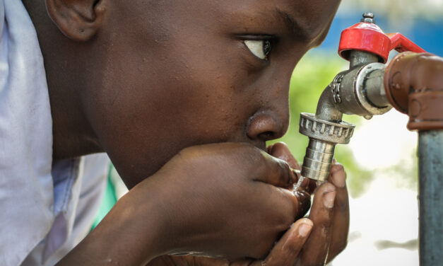 Piktochart: UNICEF calls on world leaders to address global water crisis