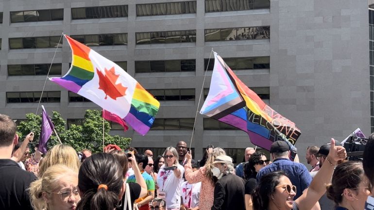 Progress Pride flag raising ceremony celebrated the beginning of Pride Month in Toronto.
Deputy Mayor Jennifer McKelvie, Members of the Council and representatives from Pride Toronto raised the Progress Pride flag at the City Hall, podium roof. June 1, 2023.
