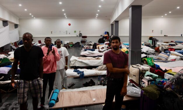 Toronto accepts emergency refugee shelter offer