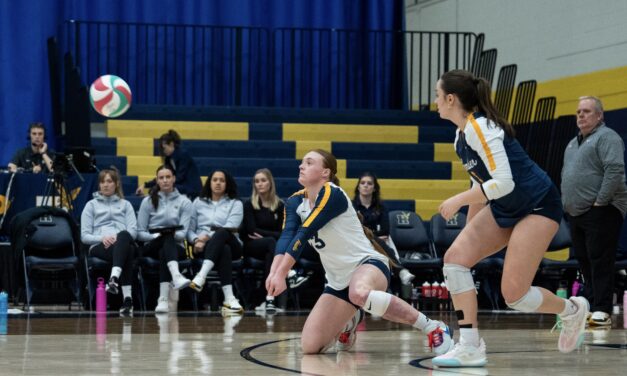 Hawks women’s volleyball team sweeps Sheridan to remain undefeated